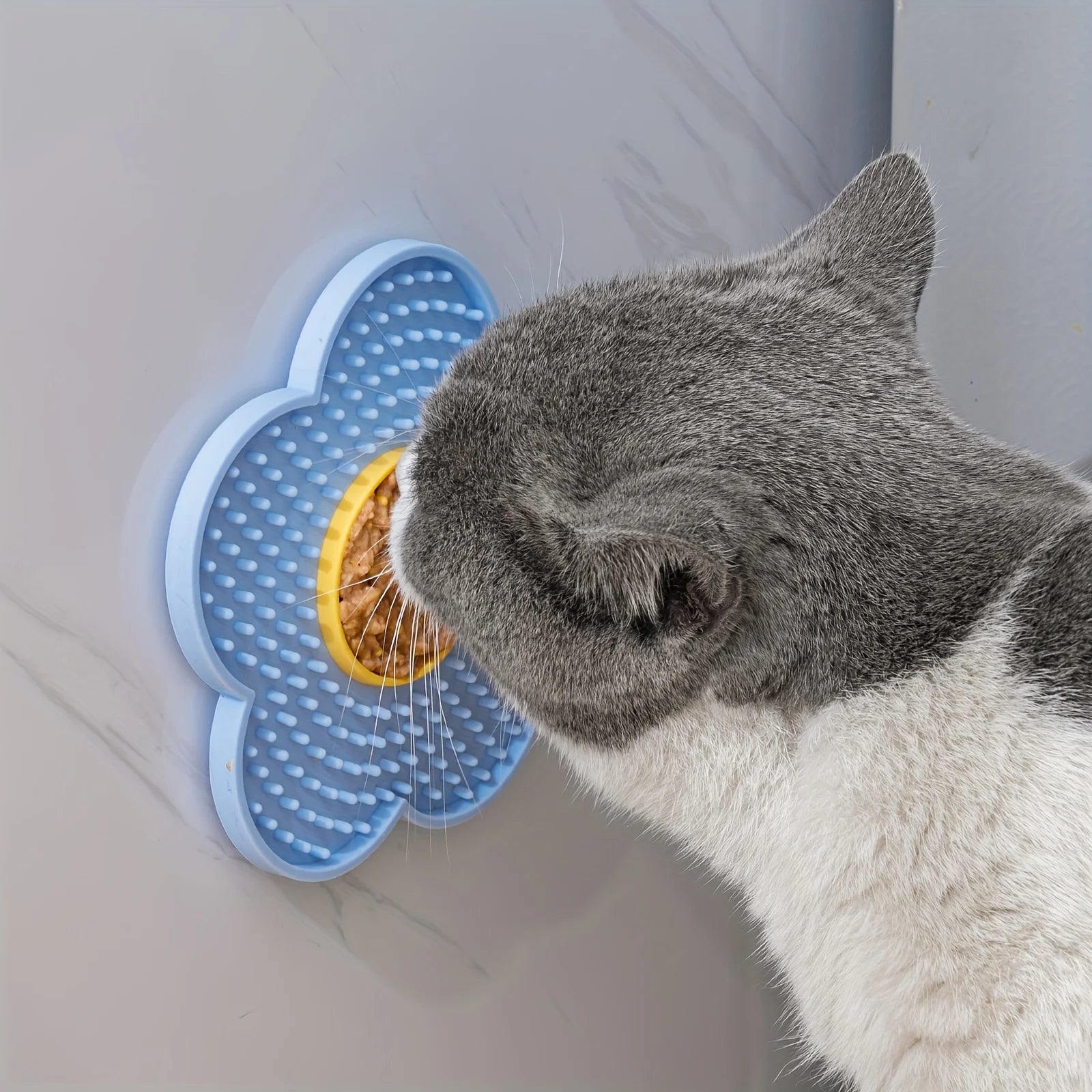 Tapis de léchage en fleur pour chien et chat